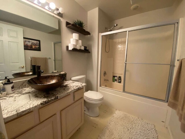Building Photo - Spacious 4-bedroom with Panoramic Deck Nex...