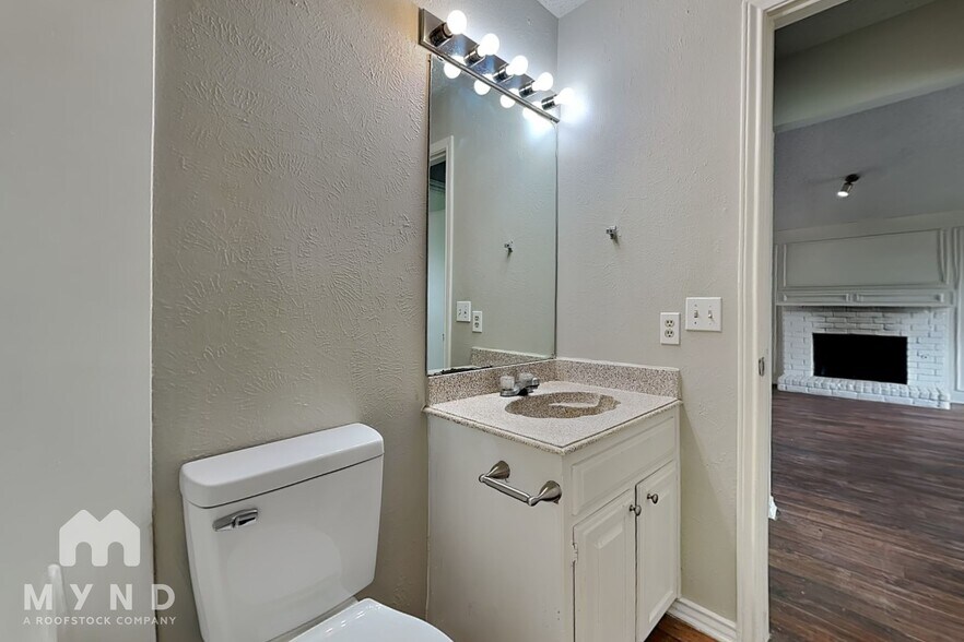 Building Photo - 11837 Garden Terrace Dr