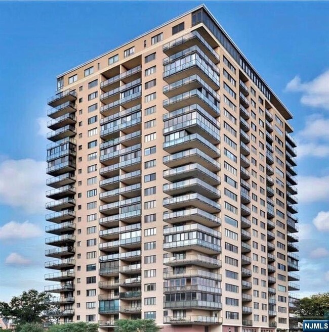 Primary Photo - 1203 River Rd