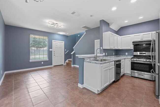 Building Photo - 14517 Harris Ridge Blvd