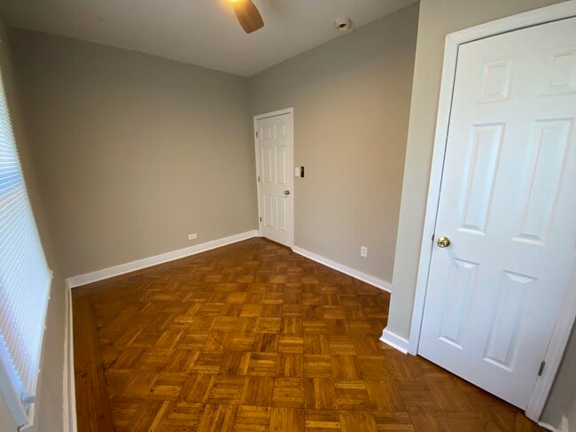 Building Photo - 309 W Whitney Ave