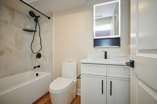 Building Photo - 5200 N Winthrop Ave