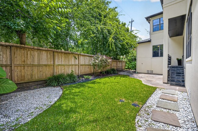 Building Photo - 3515 Durness Way
