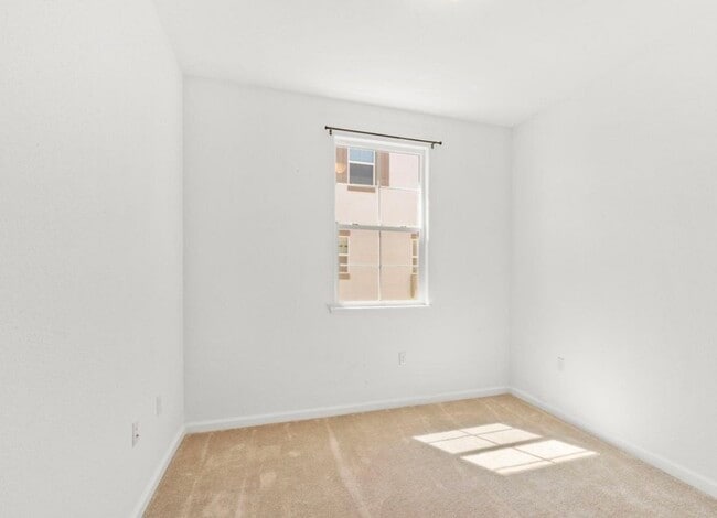 Building Photo - 4363 E Commerce Way