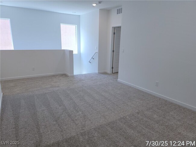 Building Photo - 2624 Tranquil Dawn St