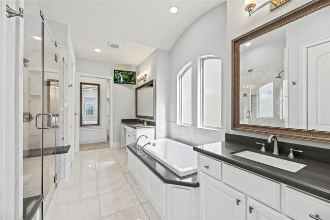 Building Photo - 826 Dunleigh Meadows Ln