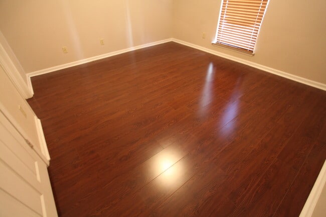 Building Photo - Residences of Central Park Available Fall 2026!