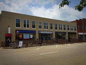 Building Photo - 217 E Washington Ave
