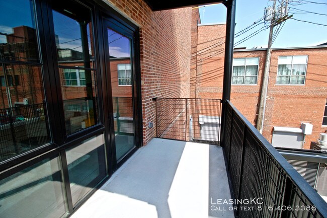Building Photo - ATLAS Lofts