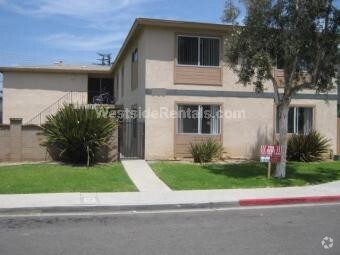 Building Photo - 988 Valencia St