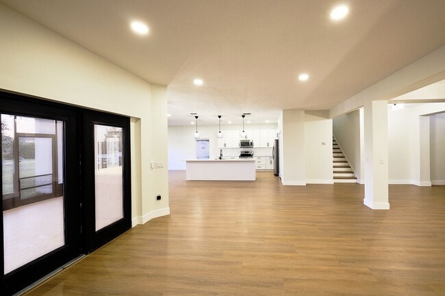 Building Photo - 3600 Harbor Isles Ct