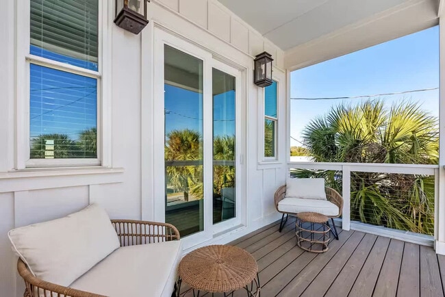 Building Photo - 107 Benicia Pl