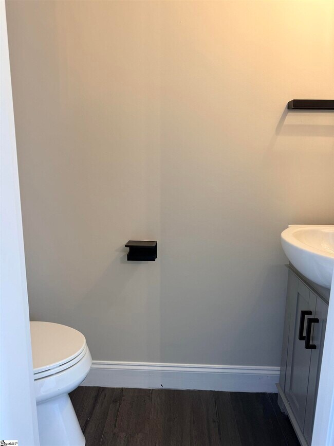 Building Photo - 36 Spinnaker Ct