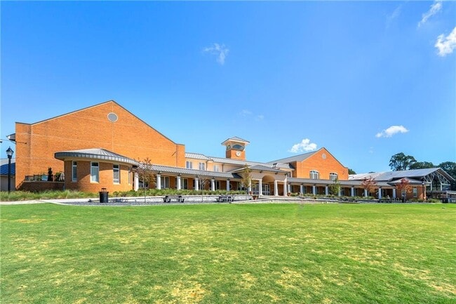 Building Photo - 1068 Huntington Trce SE