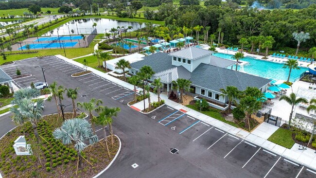 Building Photo - Lakeside Luxury in Parrish - 5 Bedroom BRAND NEW HOME