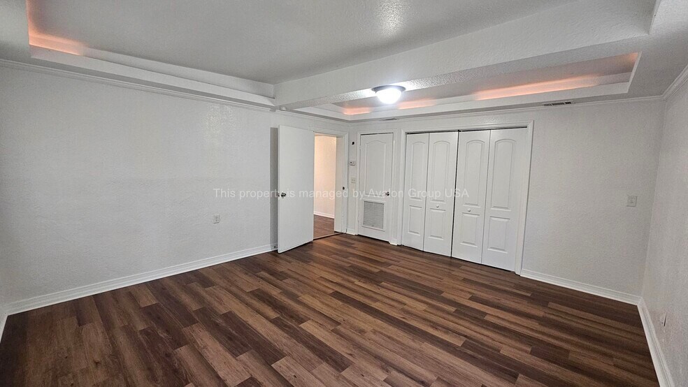 Building Photo - 5550 Windermere Dr