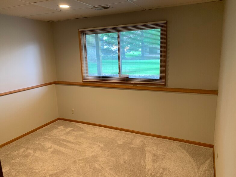 Bedroom 3 - 2044 Bradley St