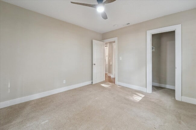 Building Photo - Charming Midtown Home – Updated and Move-I...