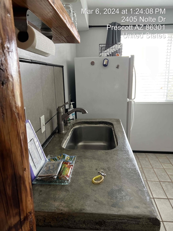 Building Photo - 2405 Nolte Dr