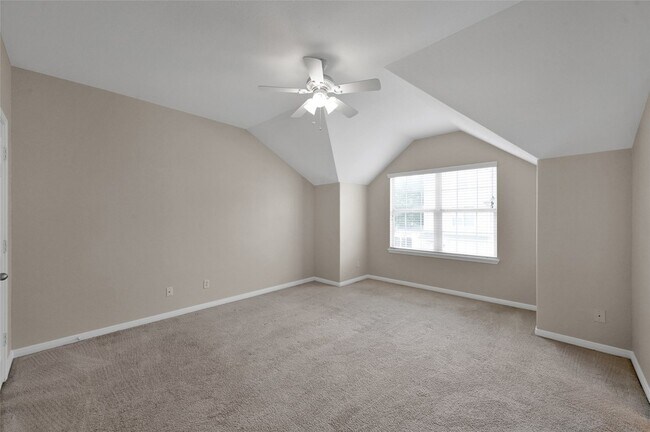 Building Photo - 180 Binnacle Ct