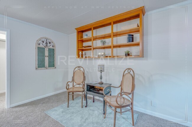 Building Photo - 3 Bed 2 Bath Gem in Midtown Mobile!!