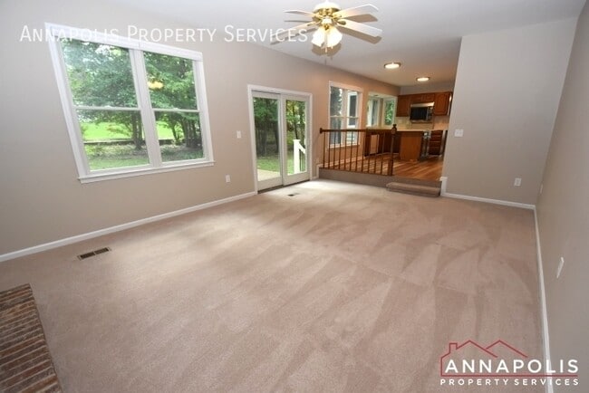 Building Photo - 3144 Stonehenge Dr