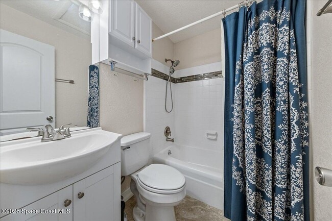 Building Photo - 2740 Dutton Dr