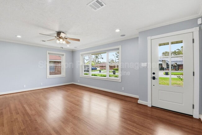 Building Photo - 2019 Brimberry St