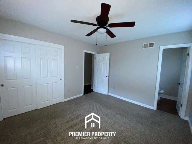 Building Photo - 4236 Trudy St