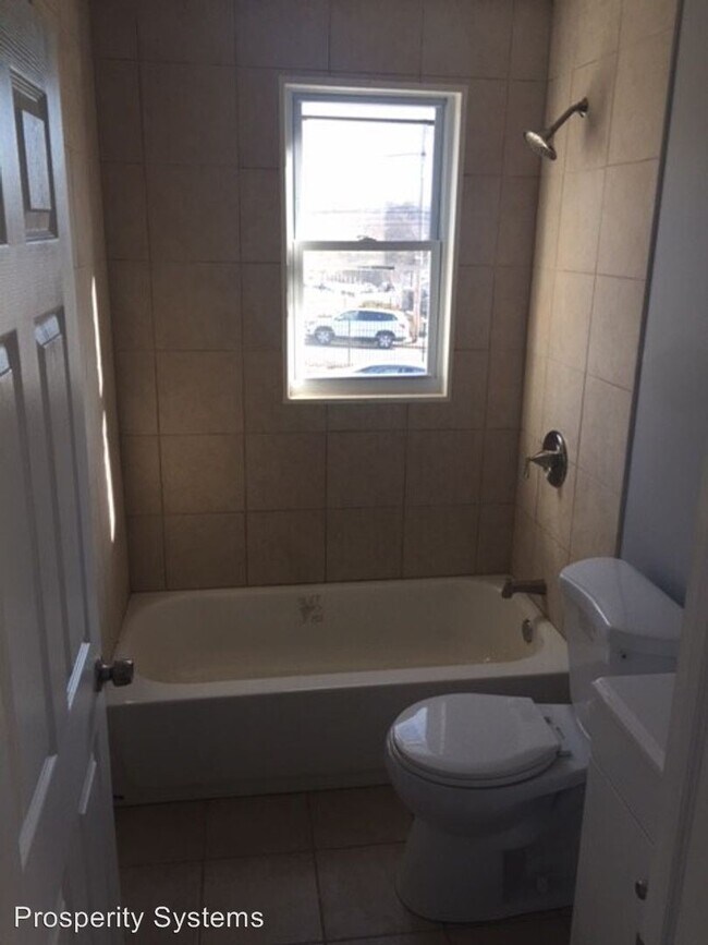 Building Photo - 1666 E Cold Spring Ln