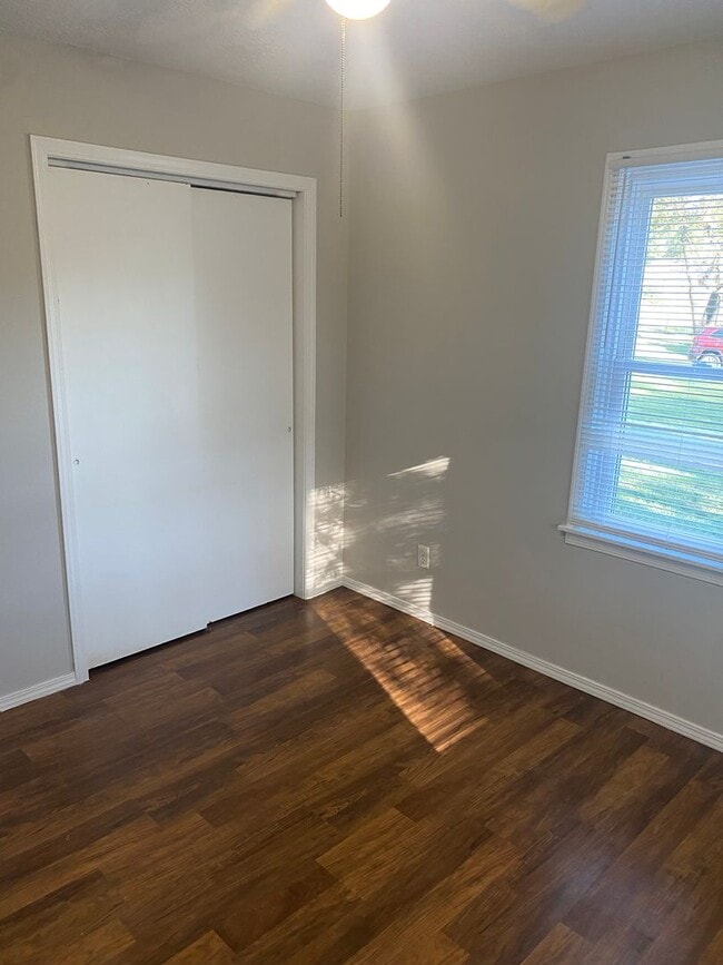 Building Photo - 3-Bedroom Home in a Quiet Neighborhood!