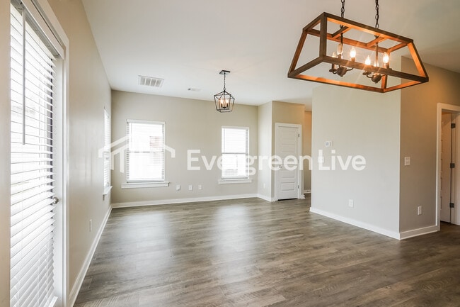 Building Photo - 11103 Summerchase Lp