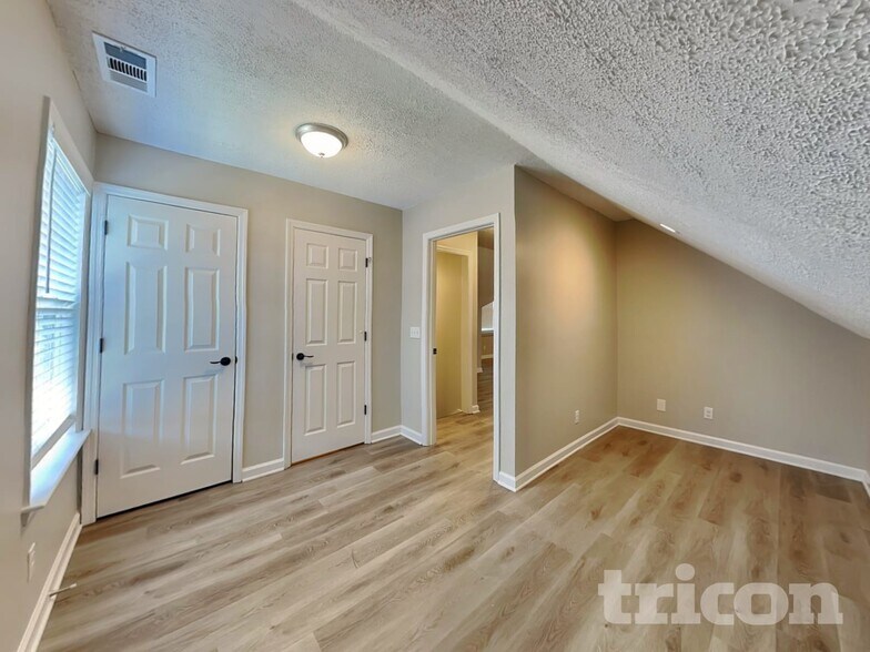 Building Photo - 1114 Archer Dr