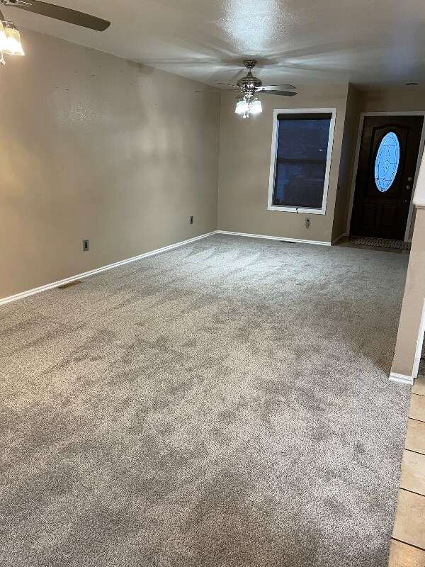 Building Photo - 8719 Rosebud Pl