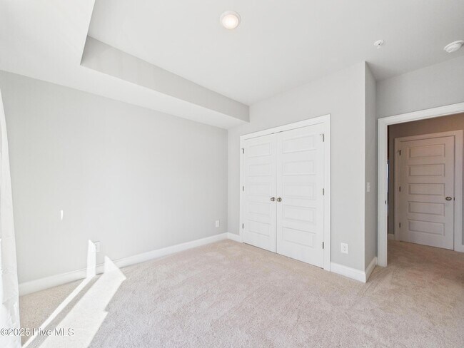 Building Photo - 1251 Shaw View Aly