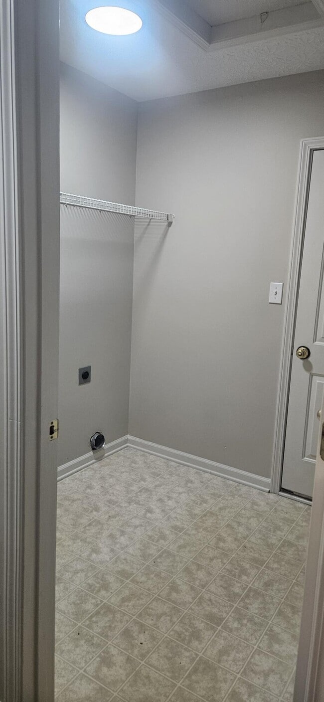 Building Photo - 1020 Bryce Point