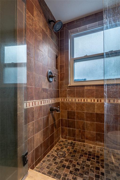 Building Photo - 518 Crestover Dr