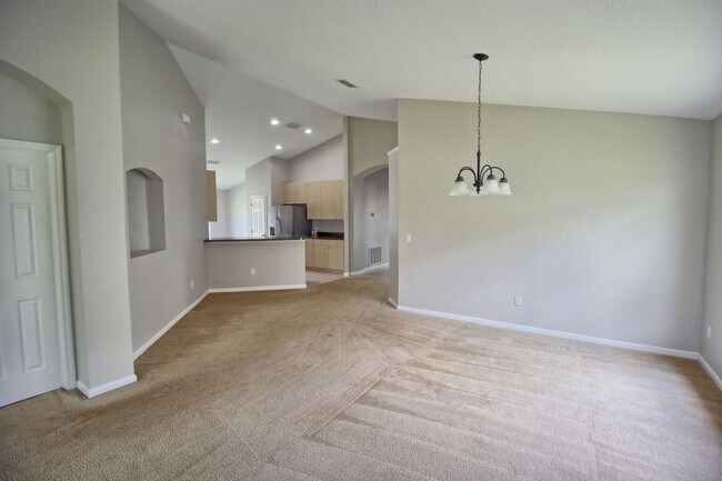 Building Photo - 2924 Conner Ln