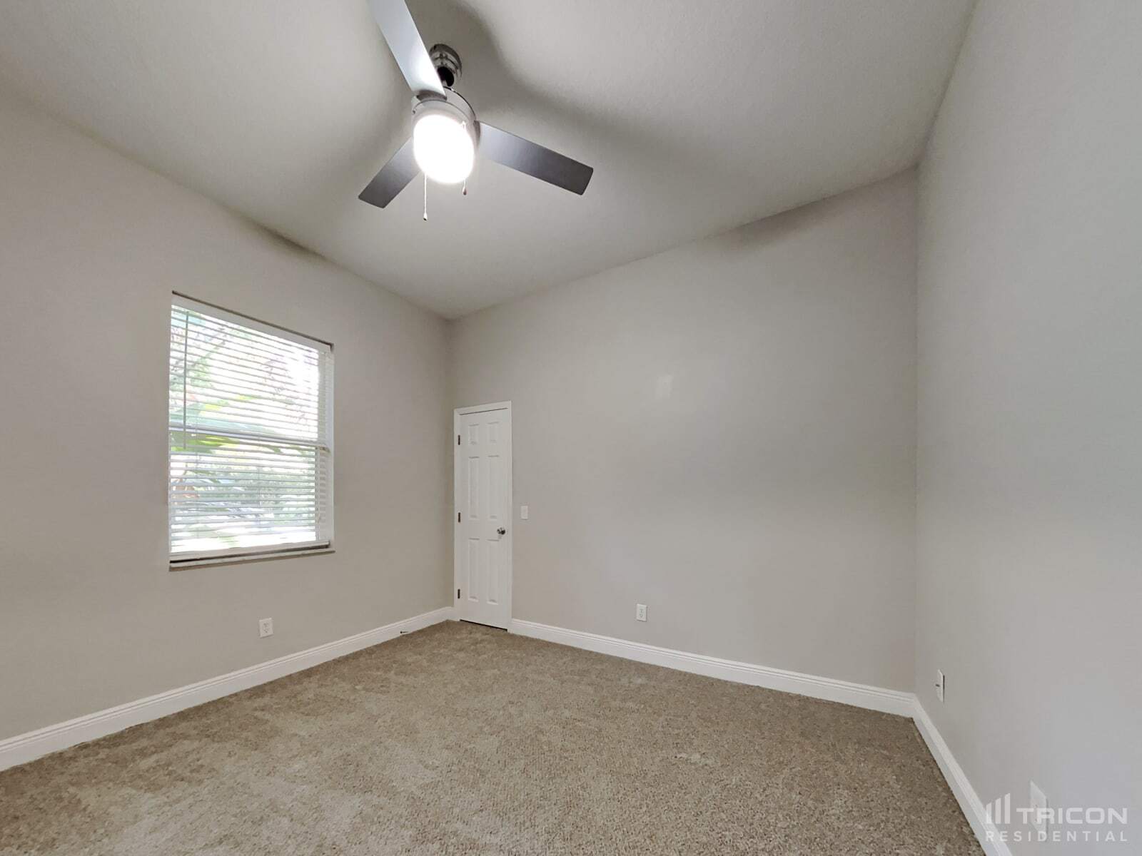 Building Photo - 4534 Highland Creek Dr