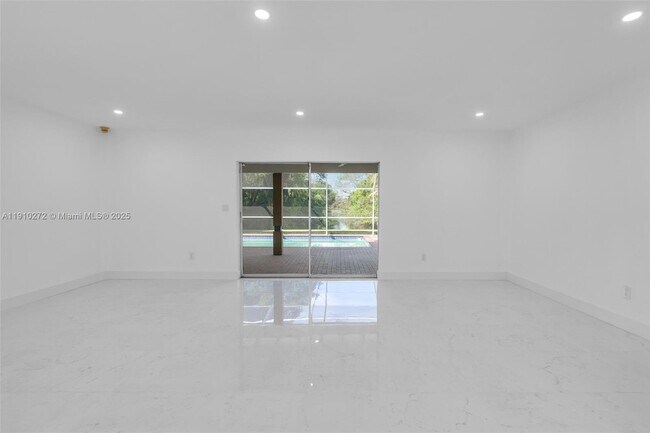 Building Photo - 7021 SW 107th St