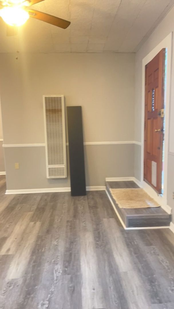 Building Photo - Spacious ADU with Living Room + Office – Near the Beach!
