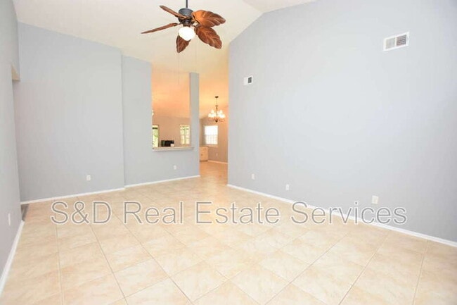 Building Photo - 8212 Riverboat Dr