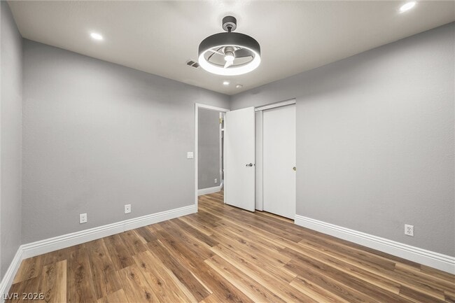 Building Photo - 328 Waterwheel Falls Dr