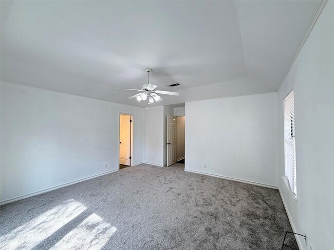 Building Photo - 123 Mesa Verde Dr