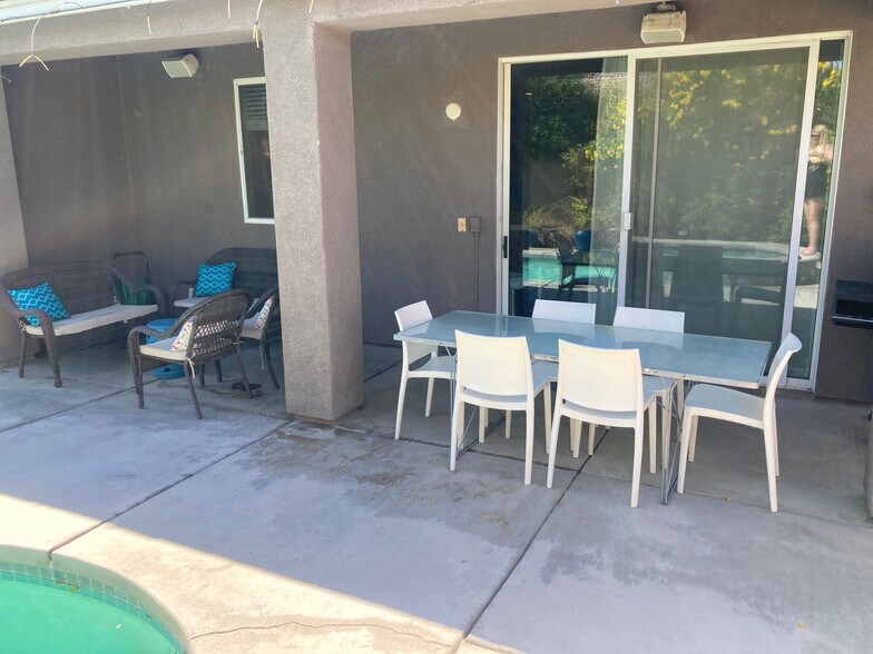 Building Photo - 80596 Key Largo Dr