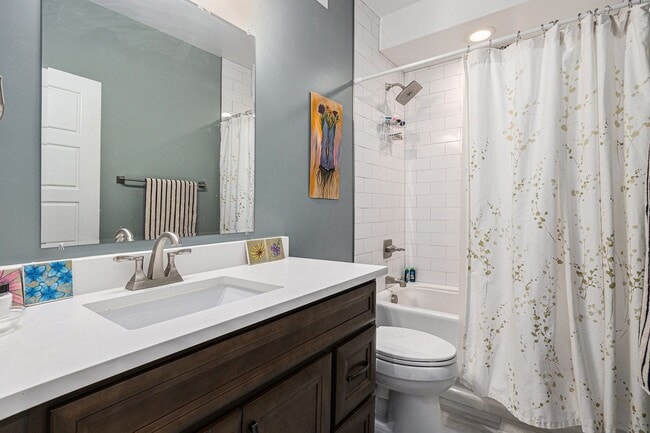 Building Photo - Stunning Historic-Style Home with Modern L...