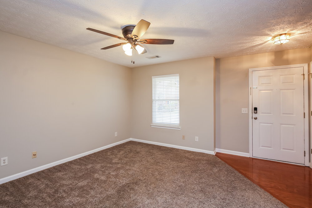 Building Photo - 919 Bramble Way