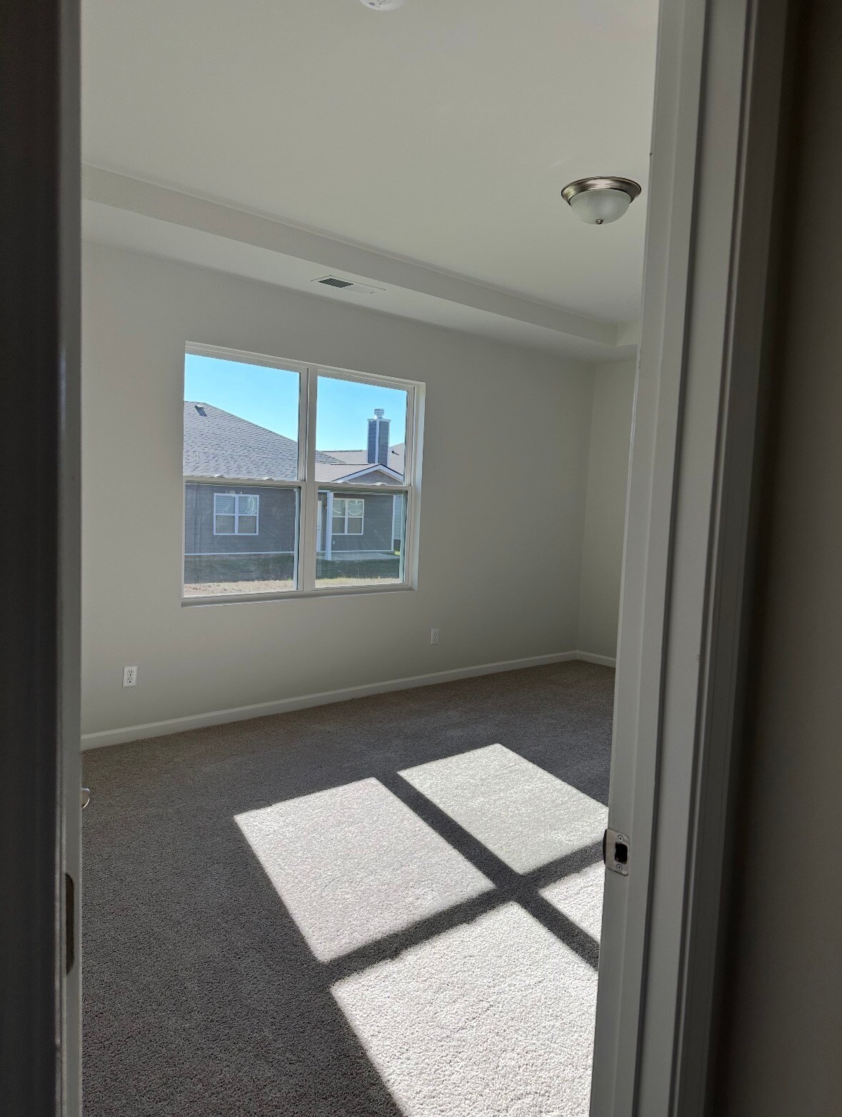 Building Photo - 3717 Clementine Ln