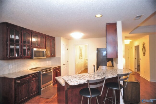 Building Photo - 139 Timberlake Dr