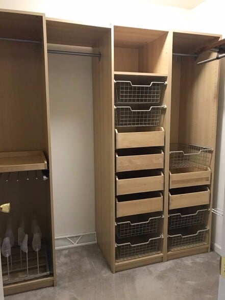 Building Photo - 788 Sylvan Rd